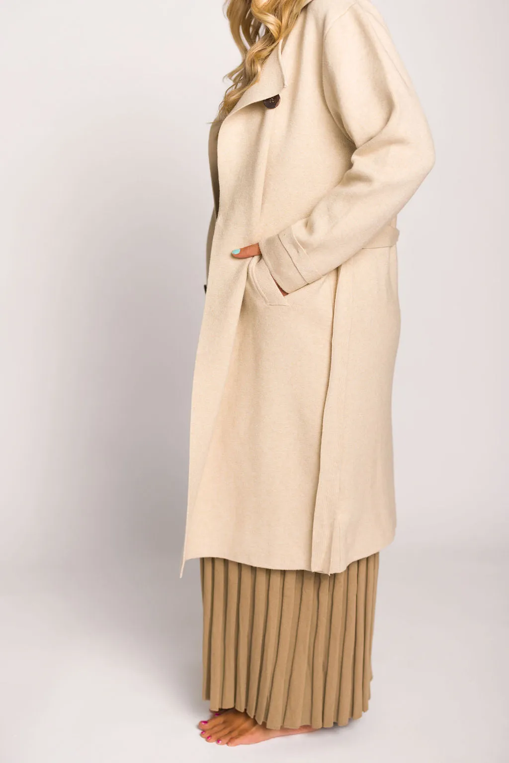 Cadenza Cashmere-Blend Peacoat in Oatmeal *LUXURY ITEM*