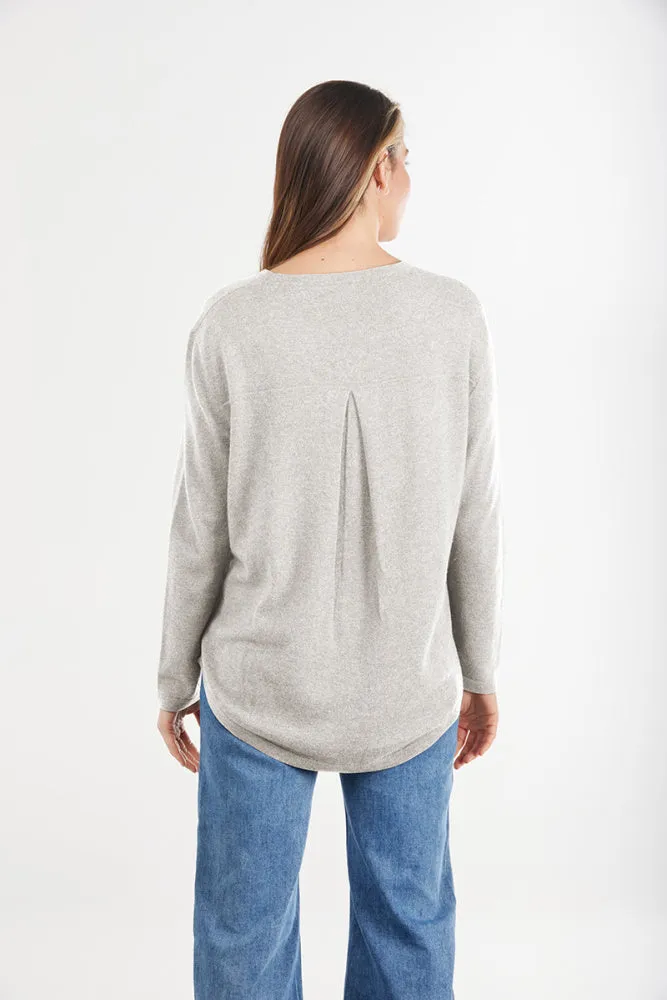 CREW NECK PULLOVER WITH PLEAT DOWN CENTRE BACK