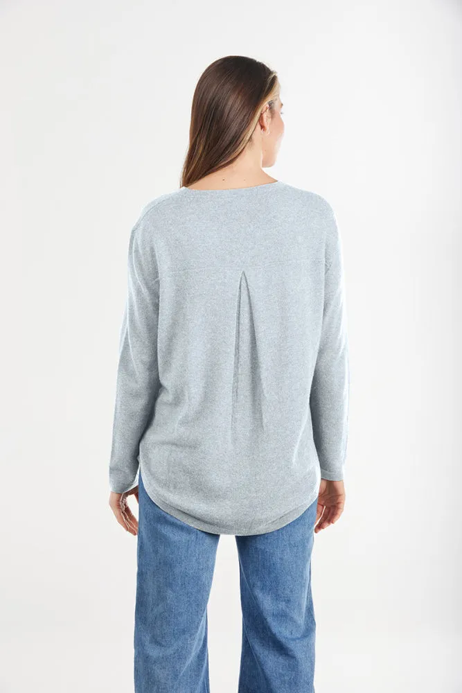 CREW NECK PULLOVER WITH PLEAT DOWN CENTRE BACK