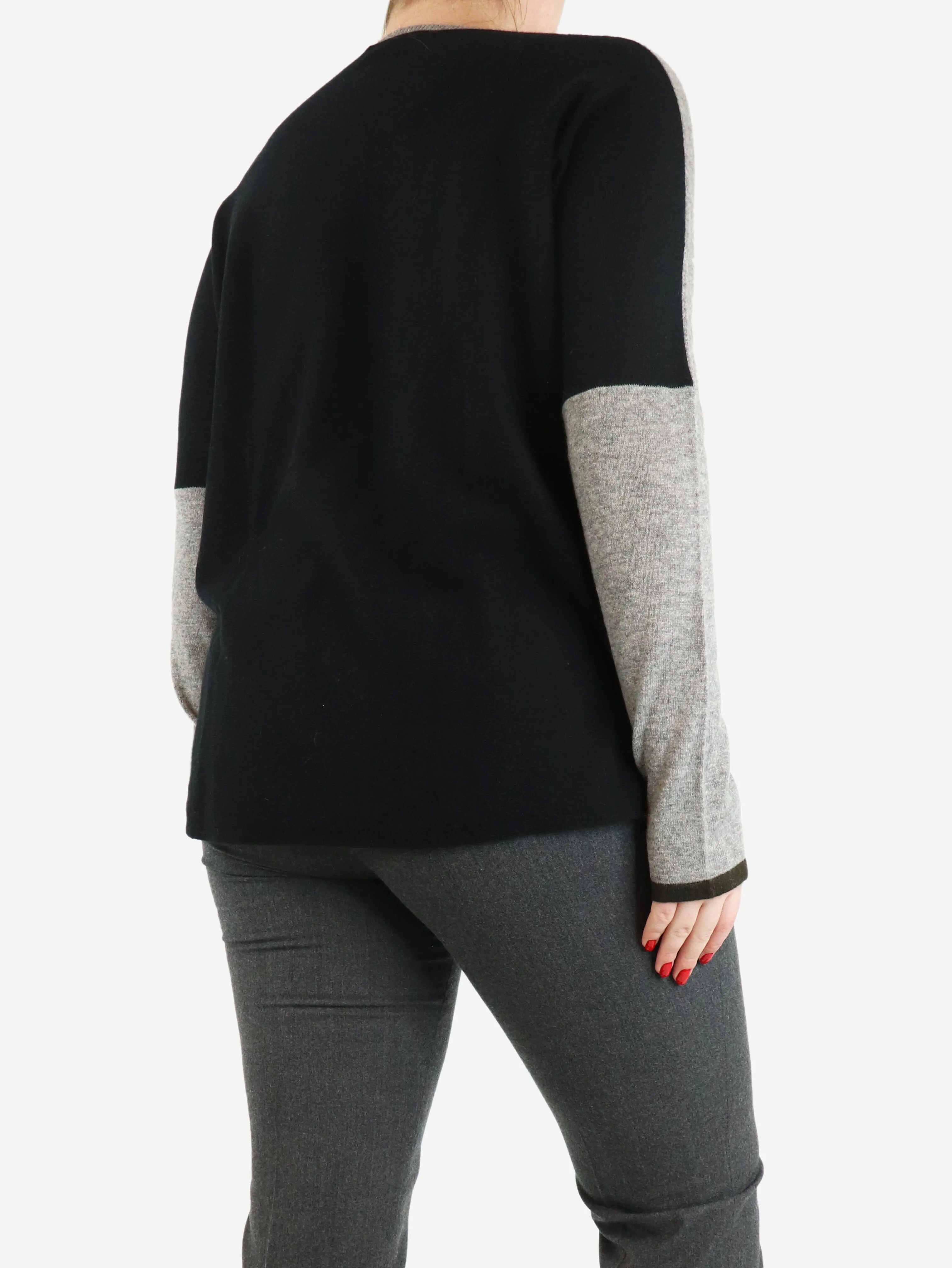 Grey and black two-tone cashmere jumper - size L
