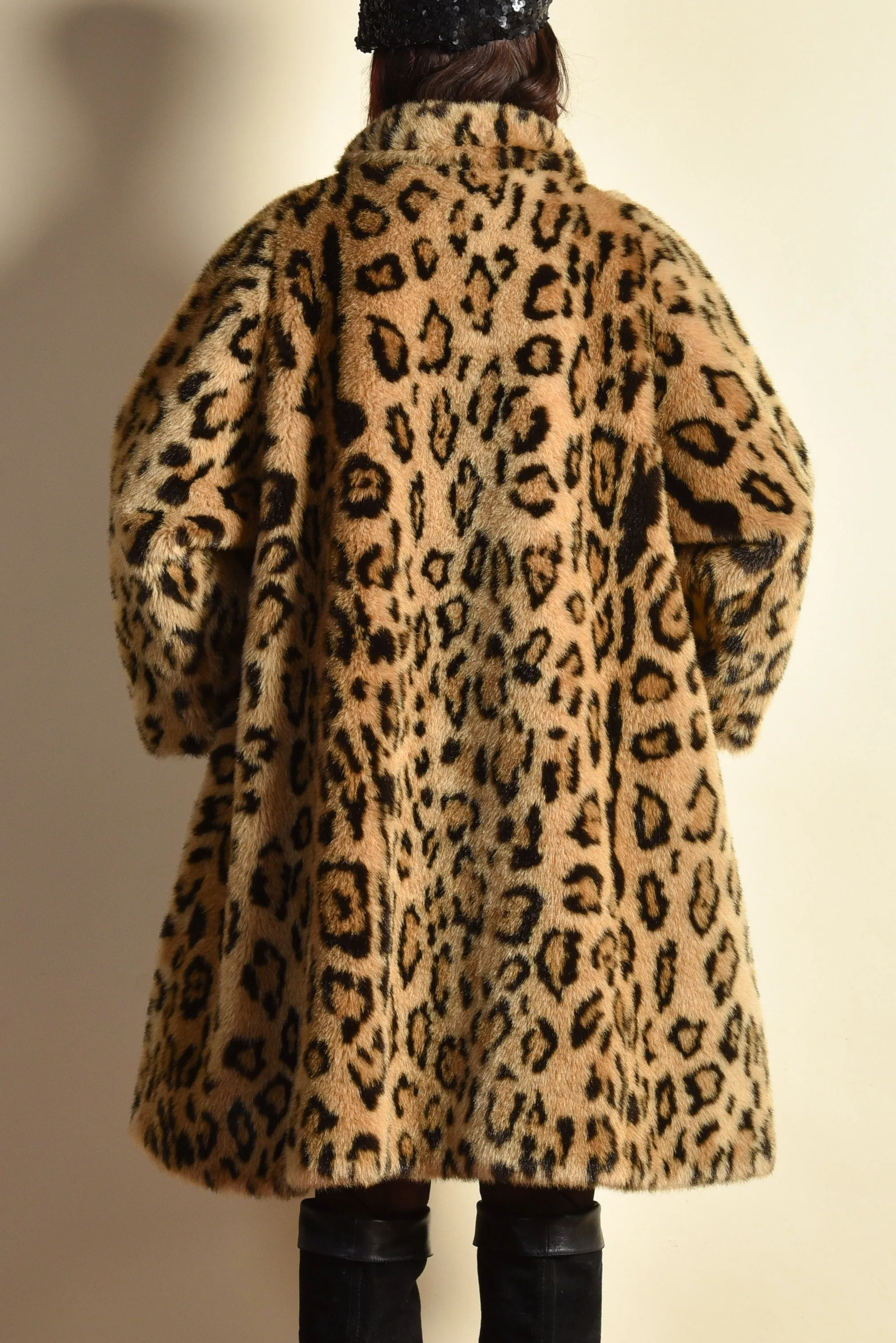 Leyla 1980s Leopard Print Swing Coat