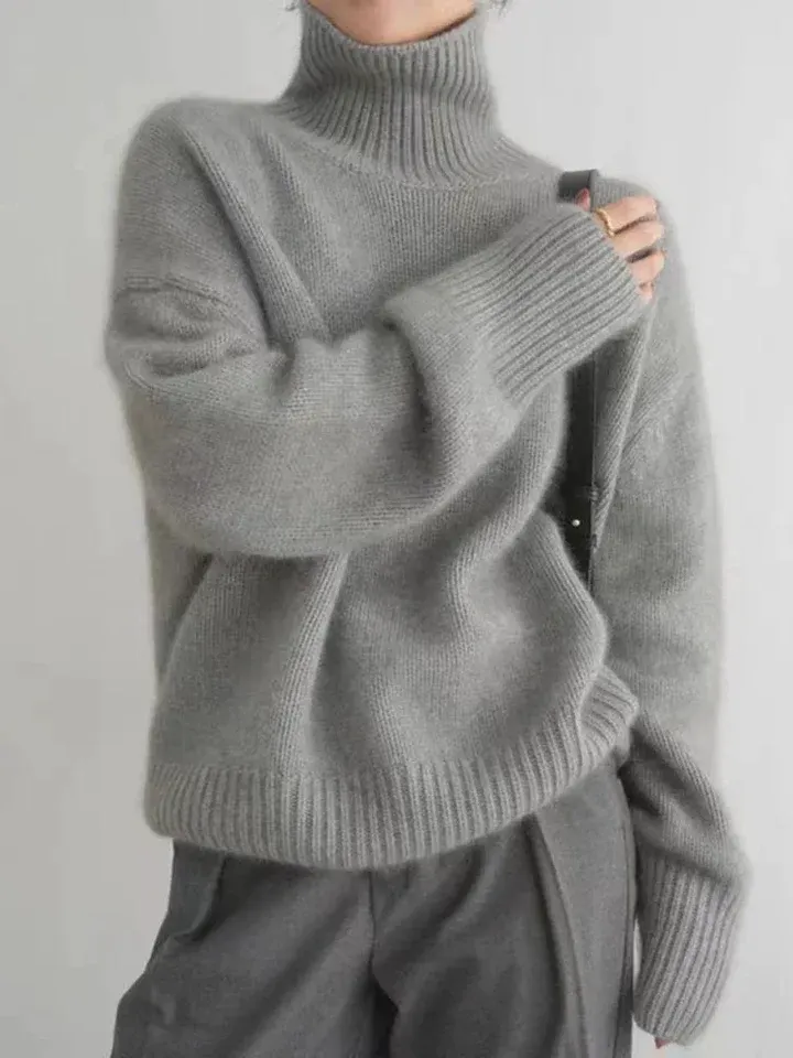 Liv | Refined Turtleneck Sweater