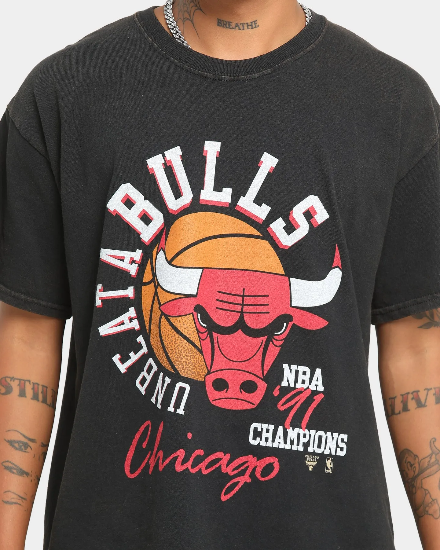 Mitchell & Ness Chicago Bulls Unbeatabulls Short Sleeve Vintage T-Shirt Black
