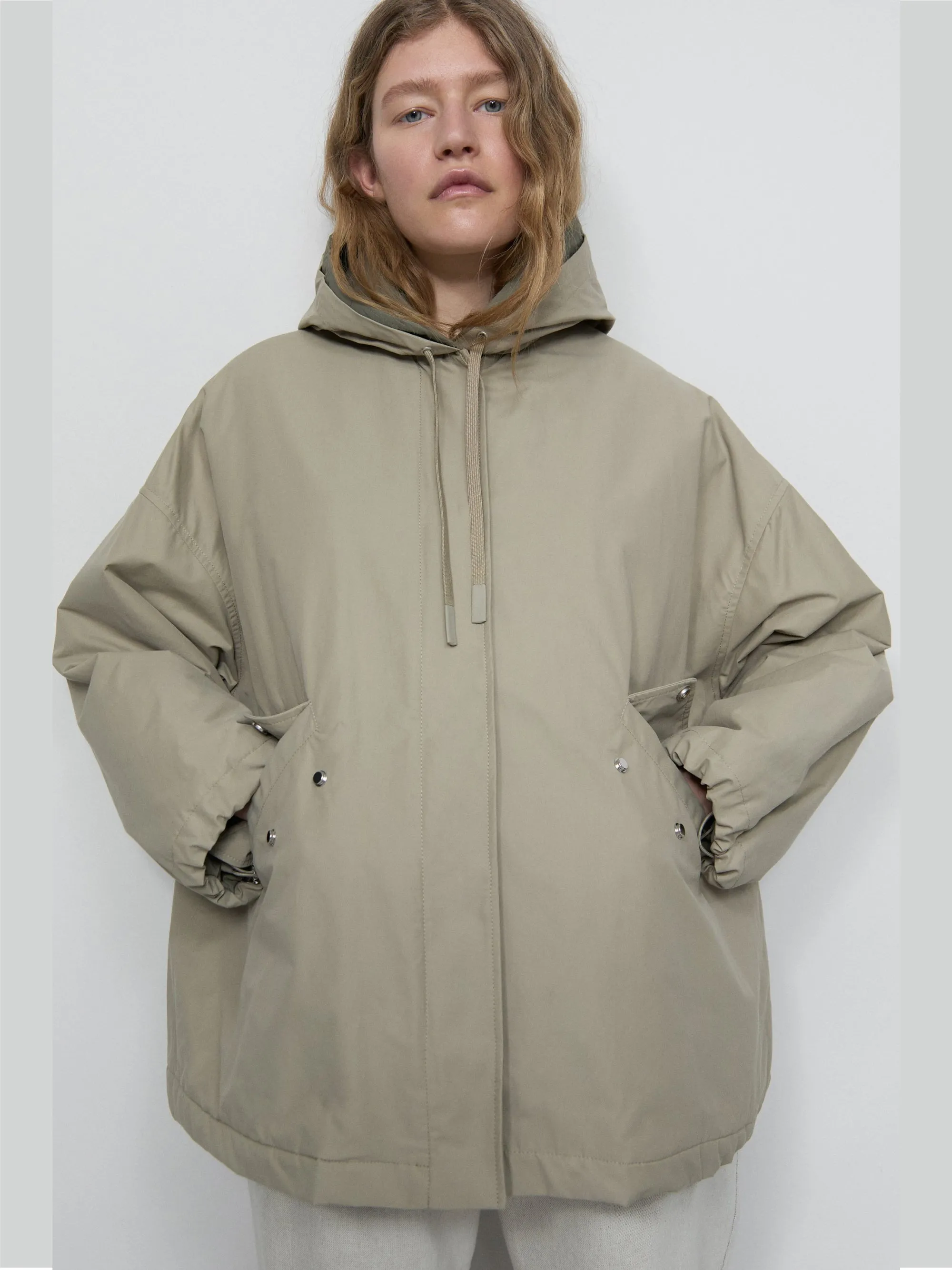 Parka a Trapezio con Cappuccio Khaki