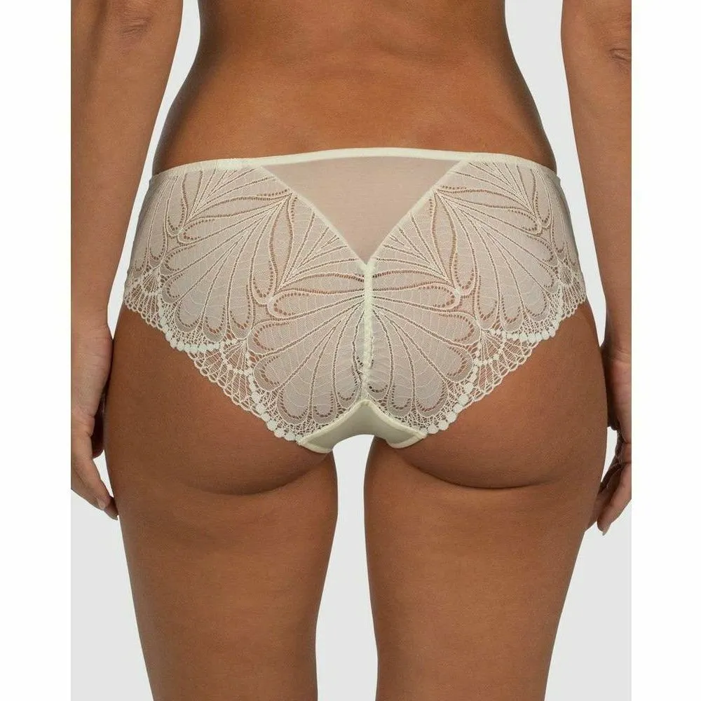 Refined Glamour Shorty