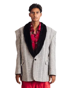THE "WOLFE" COAT