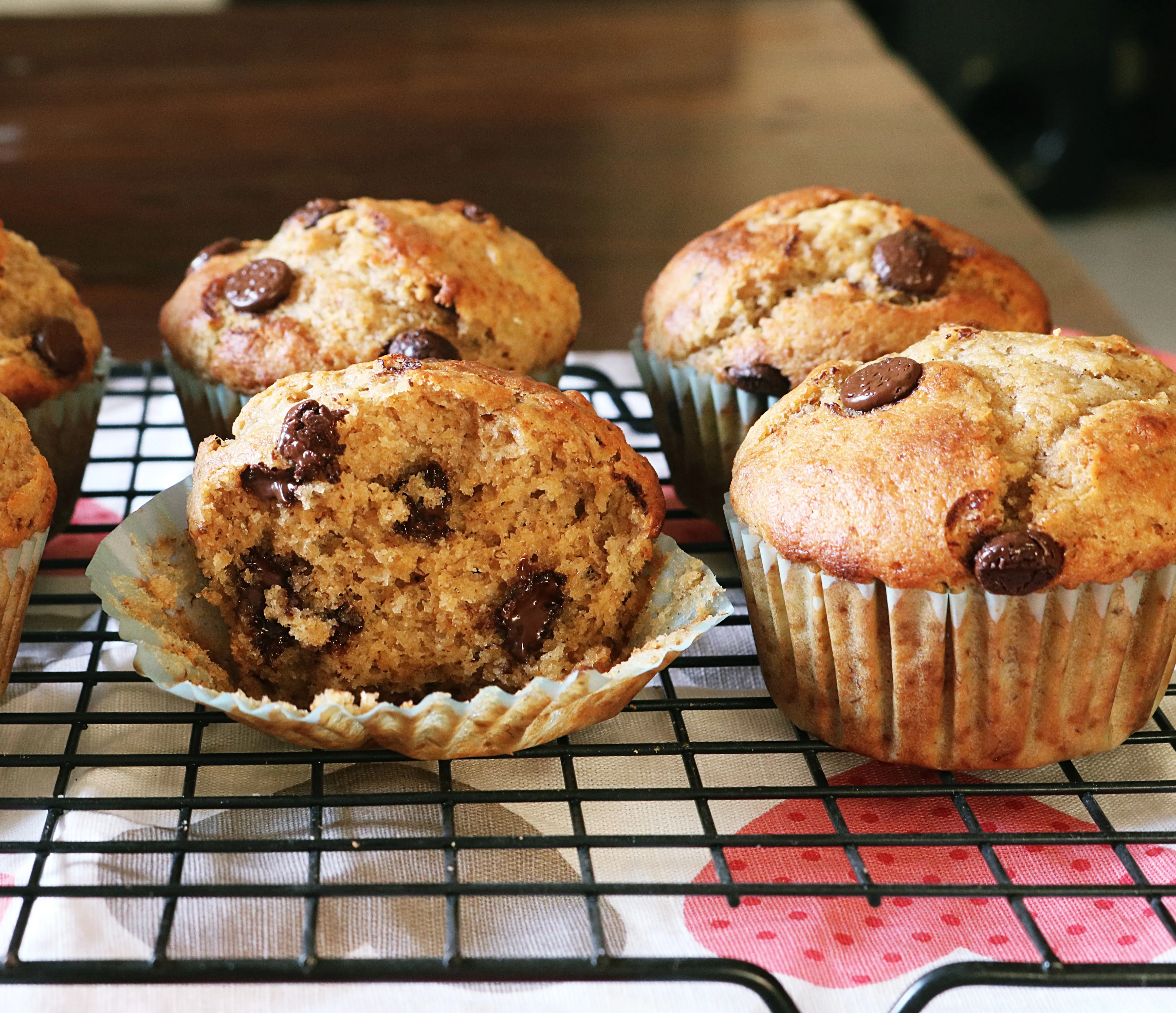 Wholewheat Banana with Chocolate Chips & Cranberries Mini Loaf Cake (eggless)