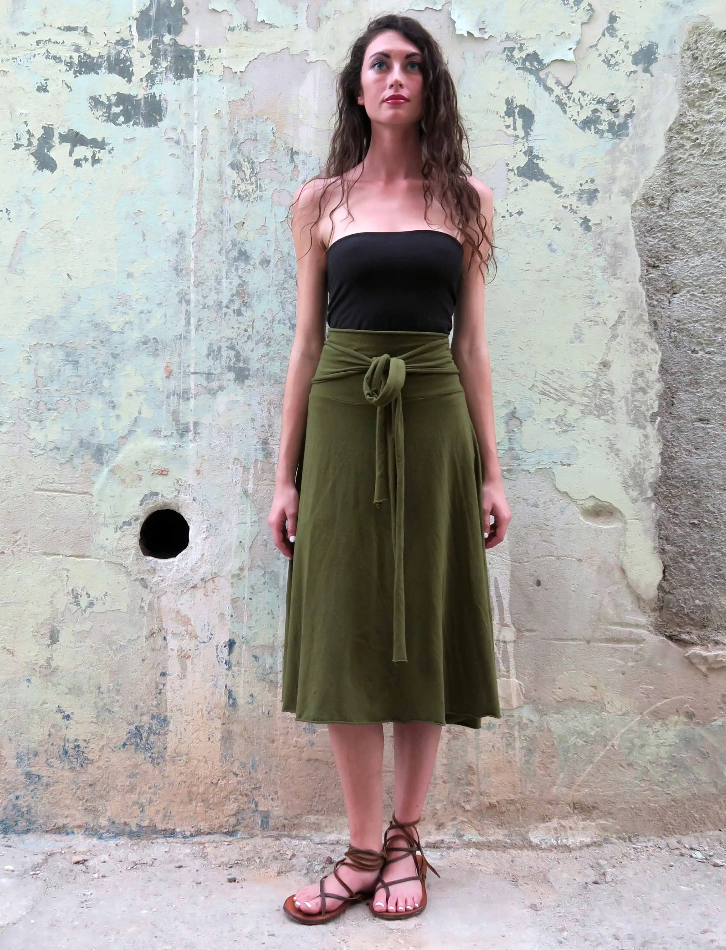 Wide Belted Simplicity Below Knee Skirt